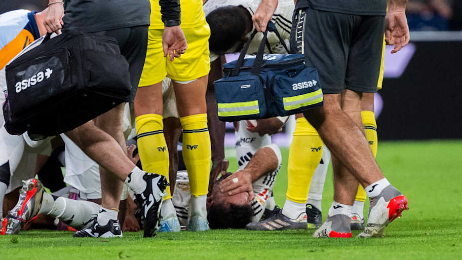 Real Madrids högerback Dani Carvajal är borta för säsongen